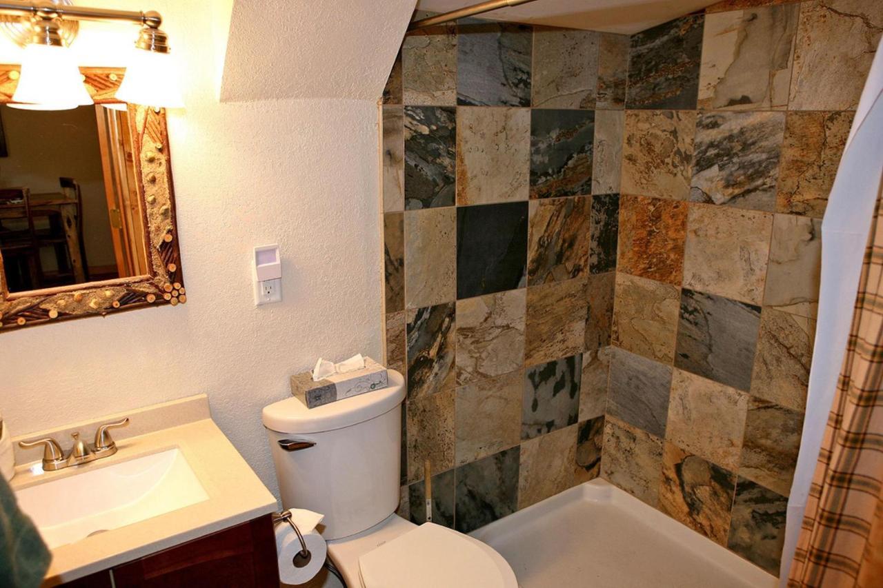 Lazy R Cottages With Hot Tubs By Rocky Mountain Resorts 埃斯蒂斯帕克 客房 照片